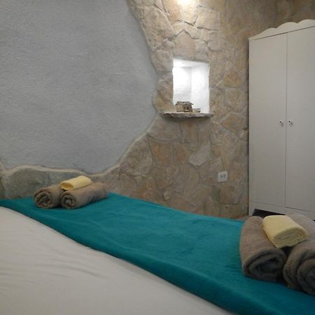 Apartments Valter Tisno Luaran gambar